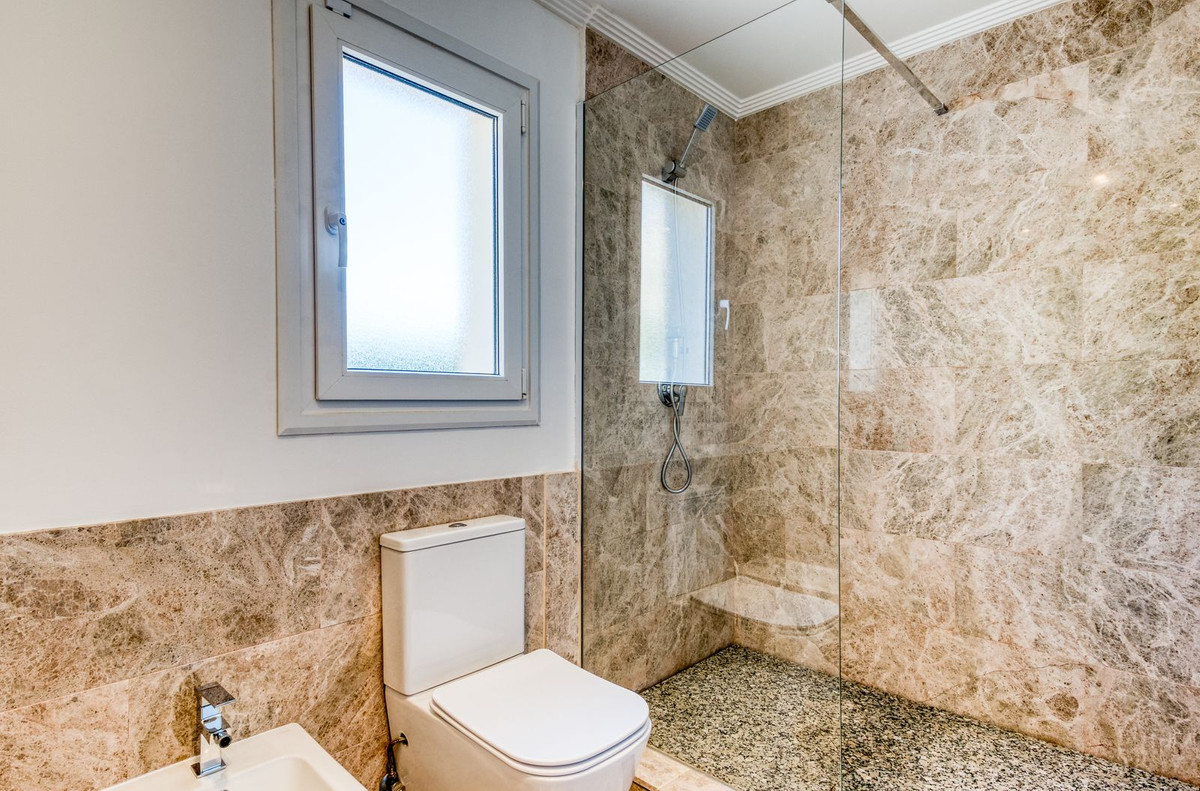 4 Bed Townhouse for sale in Santa Clara Costa Del Sol, Málaga, Spain