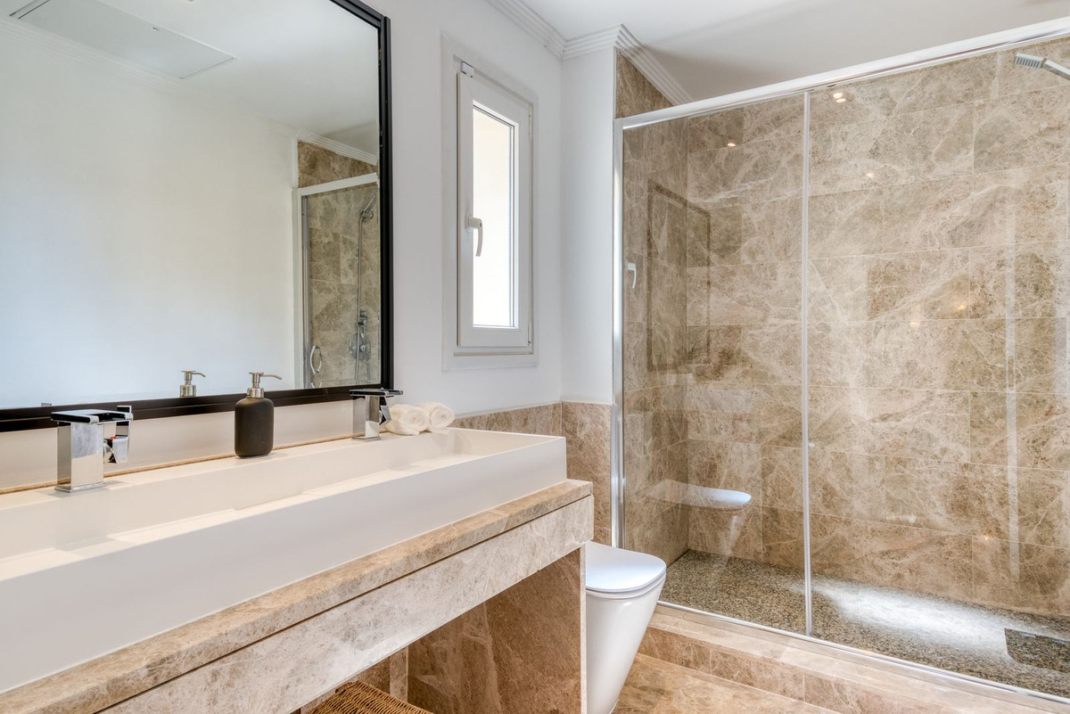 4 Bed Townhouse for sale in Santa Clara Costa Del Sol, Málaga, Spain