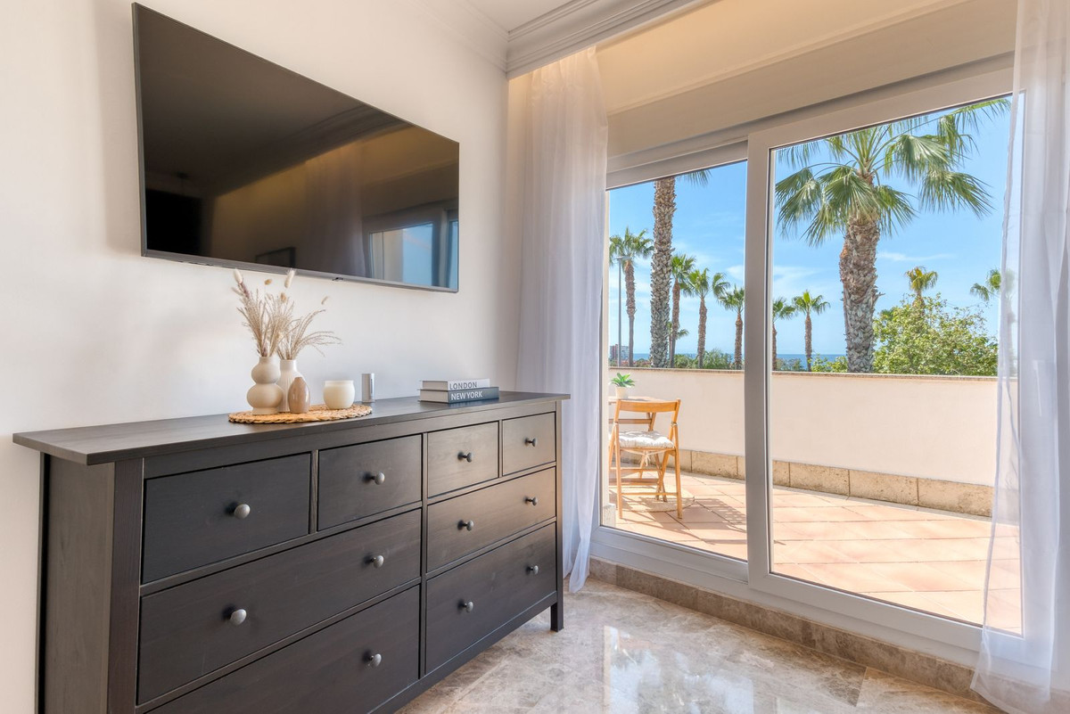 4 Bed Townhouse for sale in Santa Clara Costa Del Sol, Málaga, Spain