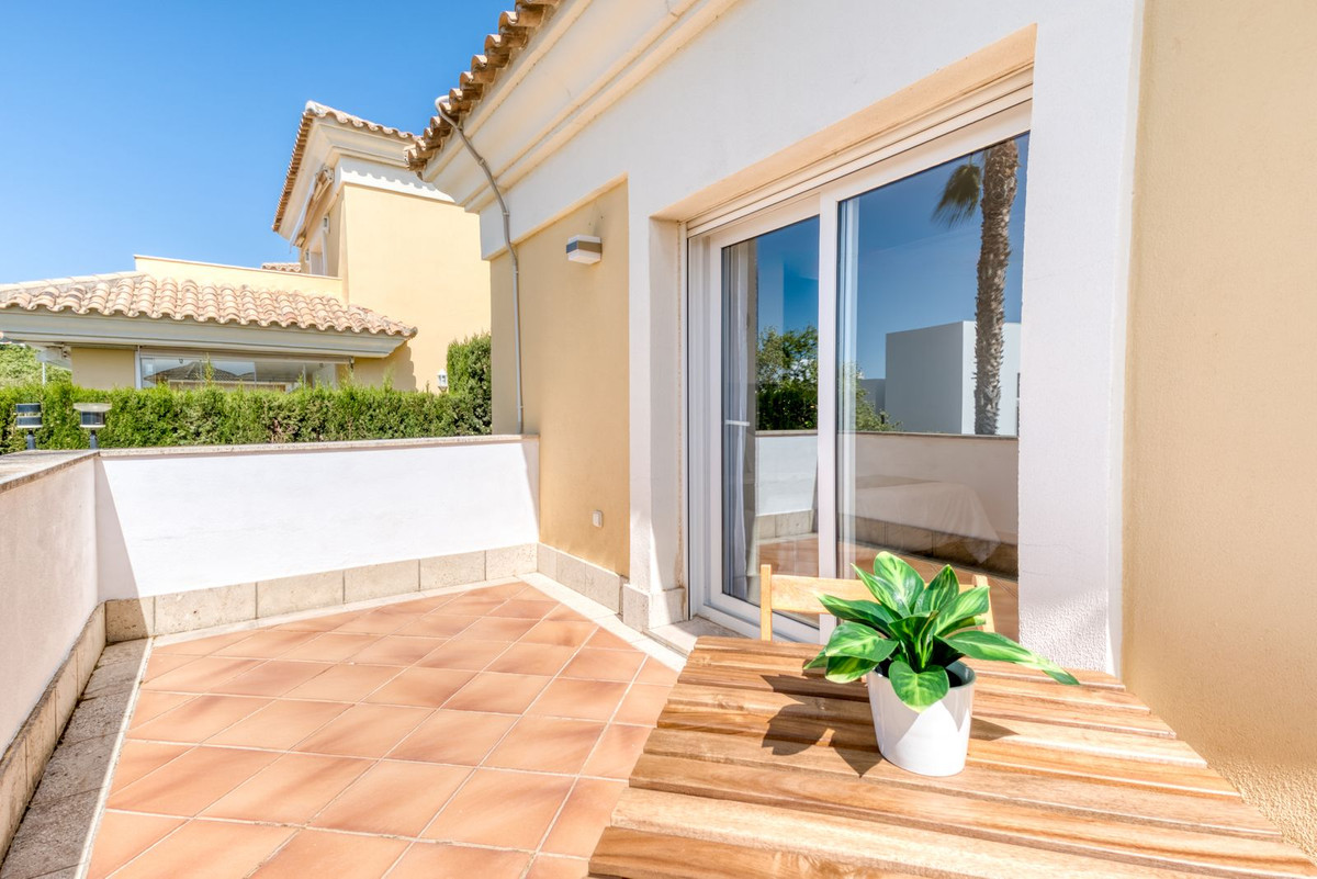 4 Bed Townhouse for sale in Santa Clara Costa Del Sol, Málaga, Spain
