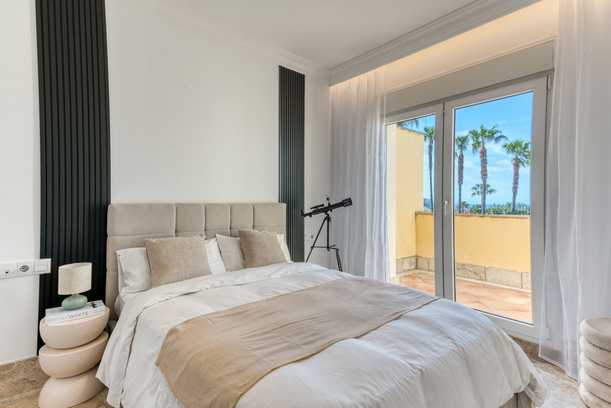 4 Bed Townhouse for sale in Santa Clara Costa Del Sol, Málaga, Spain