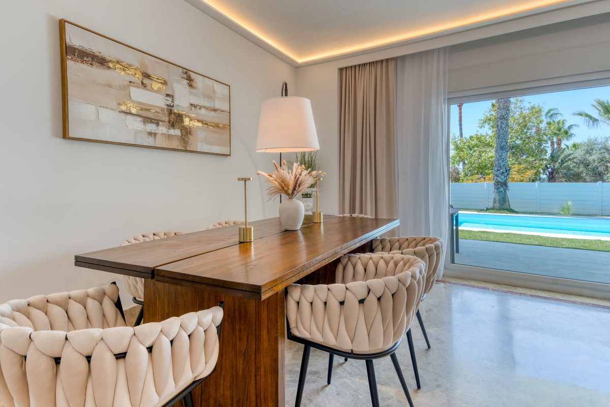 4 Bed Townhouse for sale in Santa Clara Costa Del Sol, Málaga, Spain