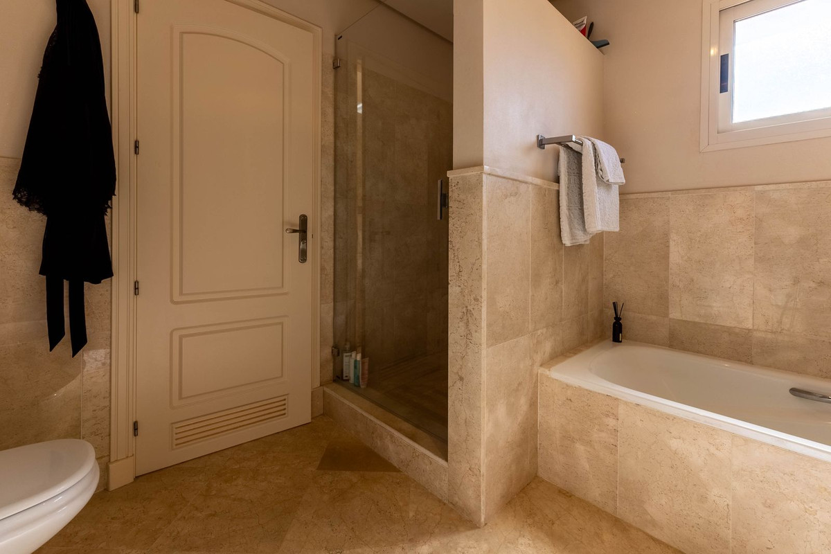 Se vende Dúplex de 4 dormitorios en Costa Del Sol, Málaga, España