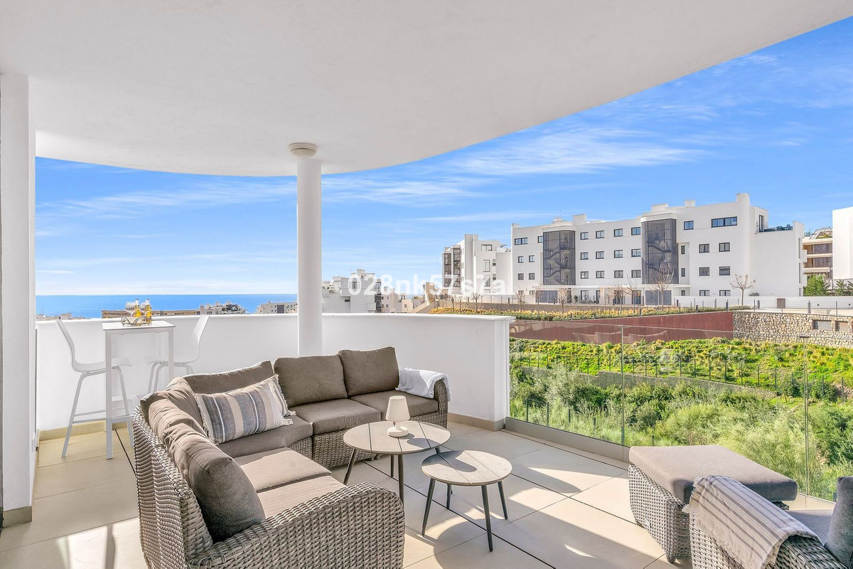 3 Bed Apartment for sale in Fuengirola Costa Del Sol, Málaga, Spain