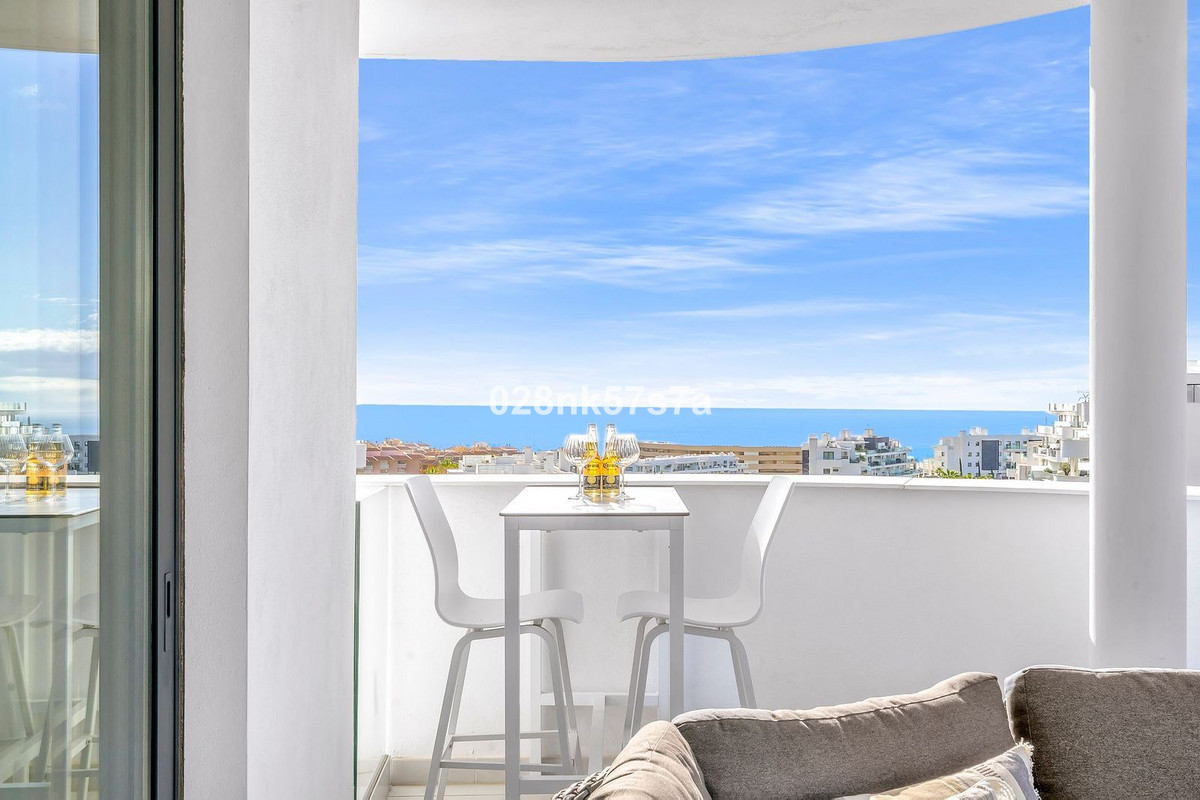 3 Bed Apartment for sale in Fuengirola Costa Del Sol, Málaga, Spain