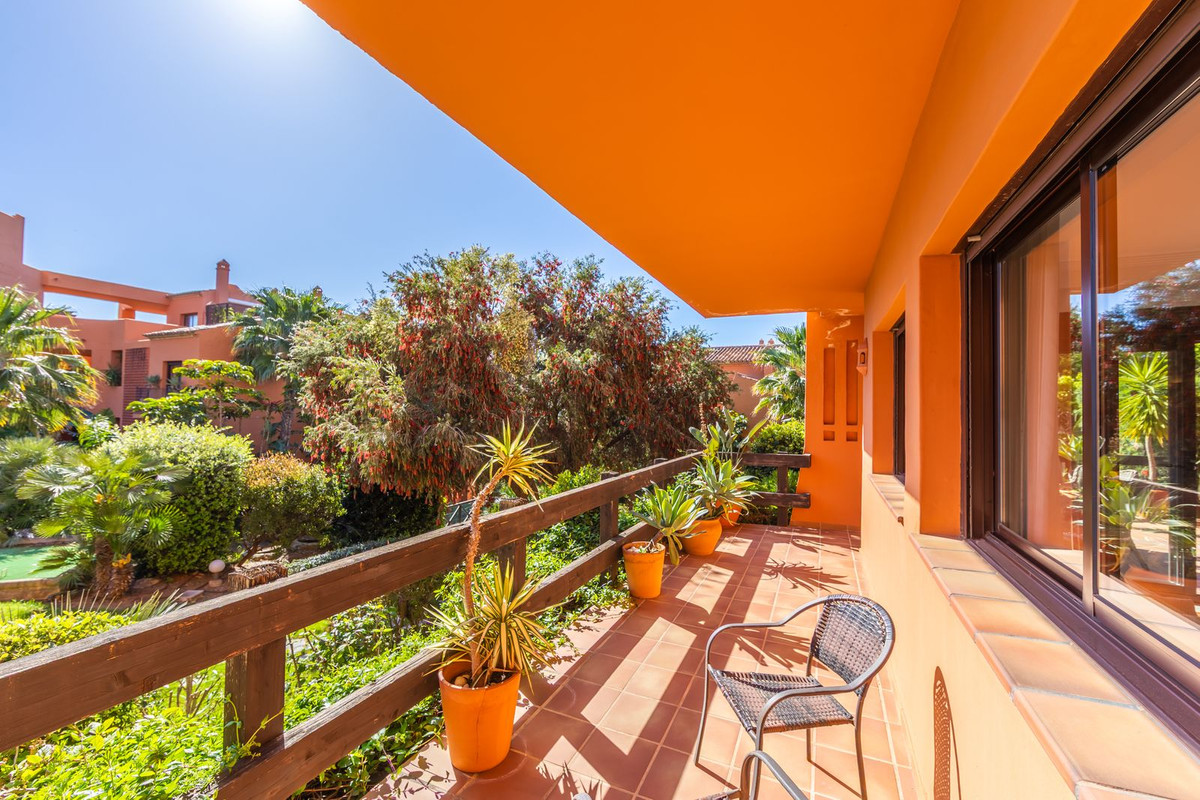 Se vende Apartamento Planta Baja de 2 dormitorios en Costa Del Sol, Málaga, España