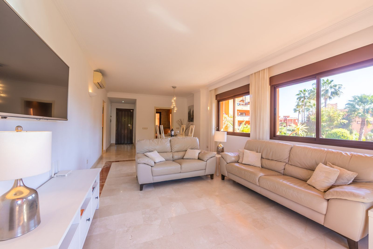 Se vende Apartamento Planta Baja de 2 dormitorios en Costa Del Sol, Málaga, España