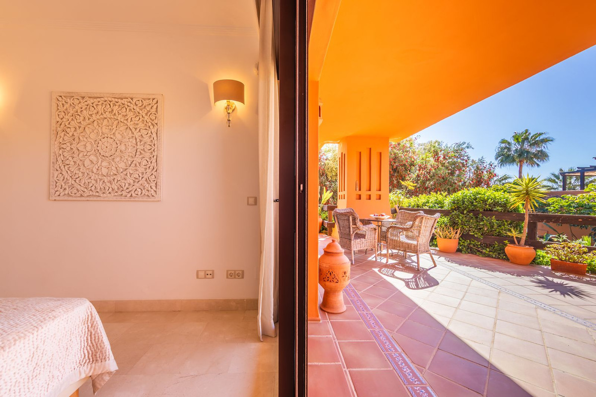 Se vende Apartamento Planta Baja de 2 dormitorios en Costa Del Sol, Málaga, España