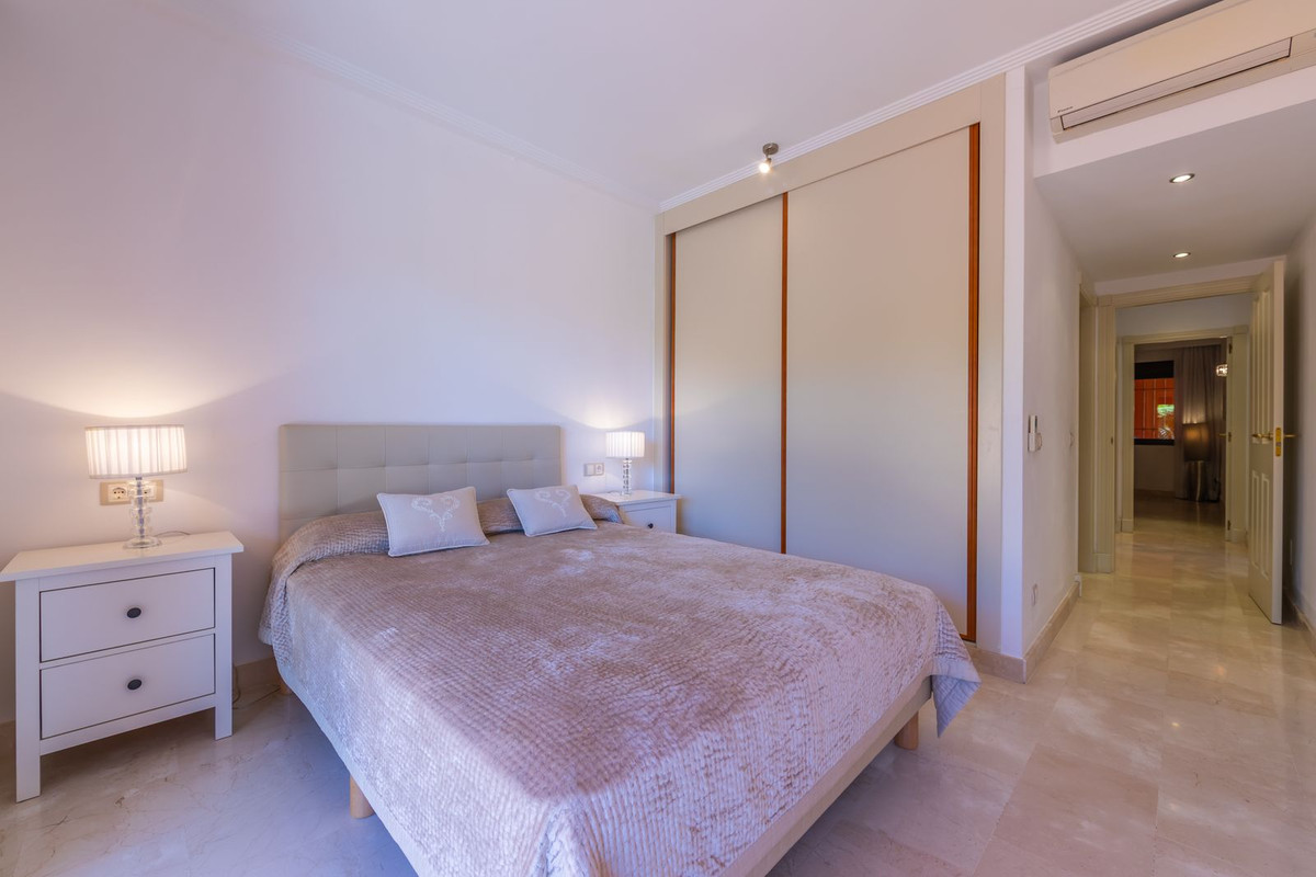 Se vende Apartamento Planta Baja de 2 dormitorios en Costa Del Sol, Málaga, España