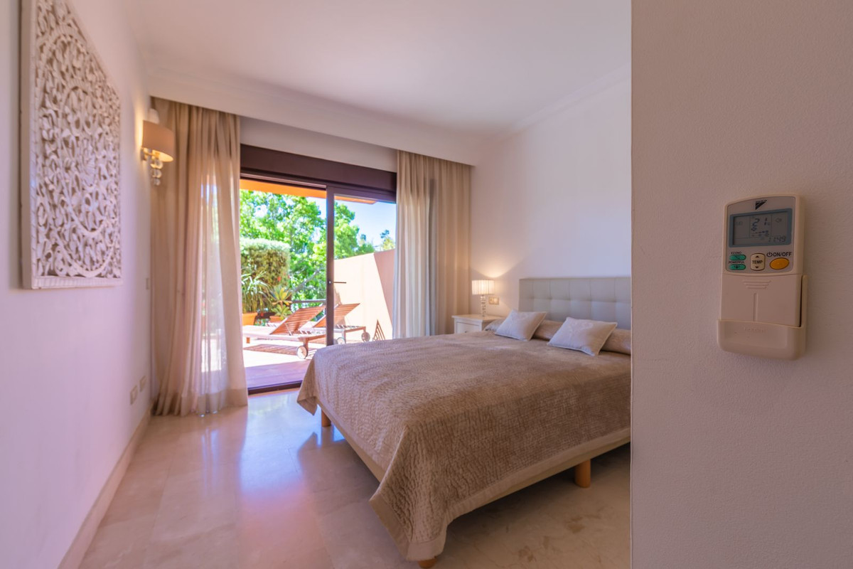 Se vende Apartamento Planta Baja de 2 dormitorios en Costa Del Sol, Málaga, España