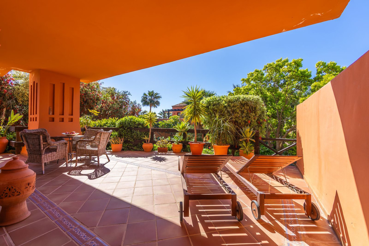 Se vende Apartamento Planta Baja de 2 dormitorios en Costa Del Sol, Málaga, España