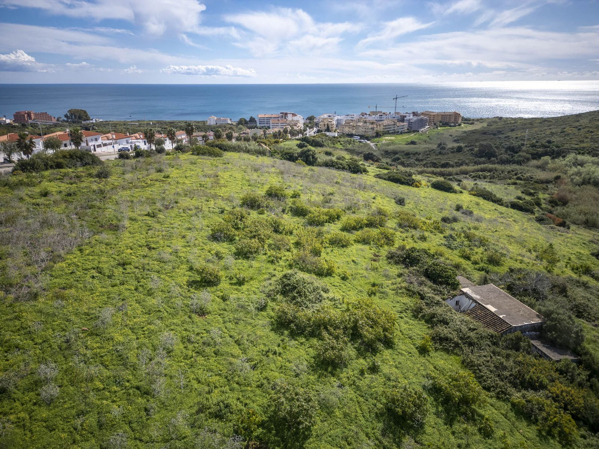 Plots for sale in La Duquesa Costa Del Sol, Málaga, Spain