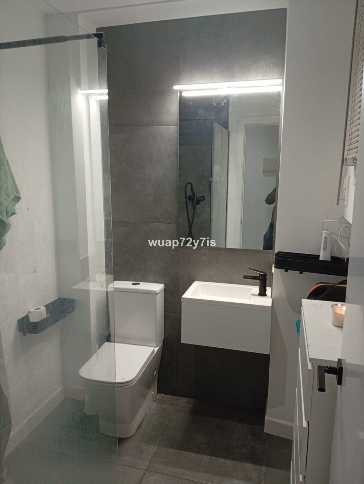 3 Bed Apartment for sale in Fuengirola Costa Del Sol, Málaga, Spain