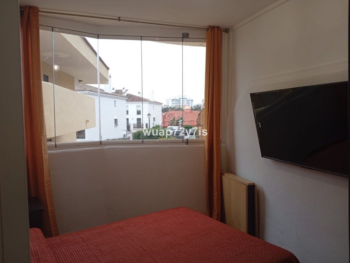 3 Bed Apartment for sale in Fuengirola Costa Del Sol, Málaga, Spain