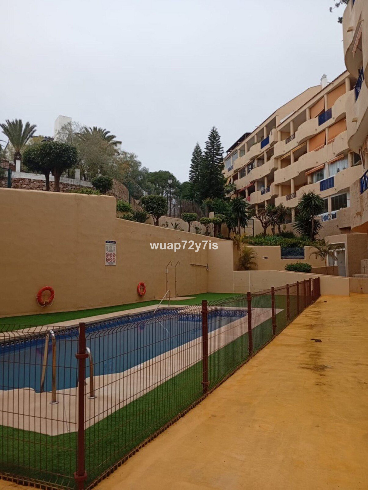 3 Bed Apartment for sale in Fuengirola Costa Del Sol, Málaga, Spain