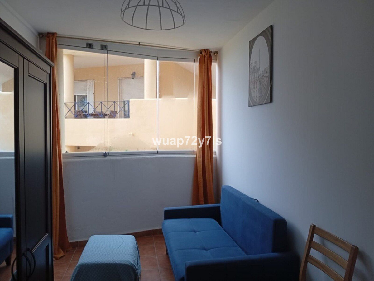 3 Bed Apartment for sale in Fuengirola Costa Del Sol, Málaga, Spain