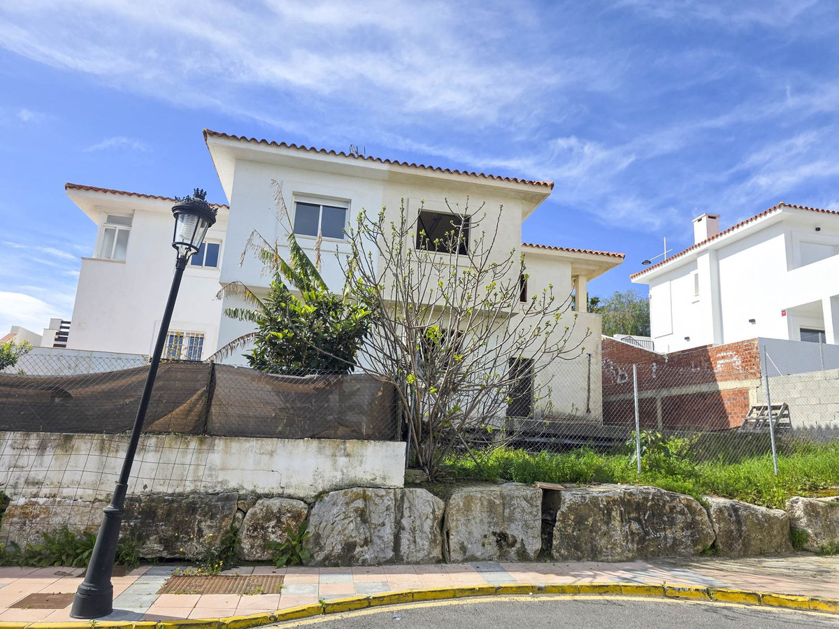 Se vende Pareada de 4 dormitorios en Costa Del Sol, Málaga, España