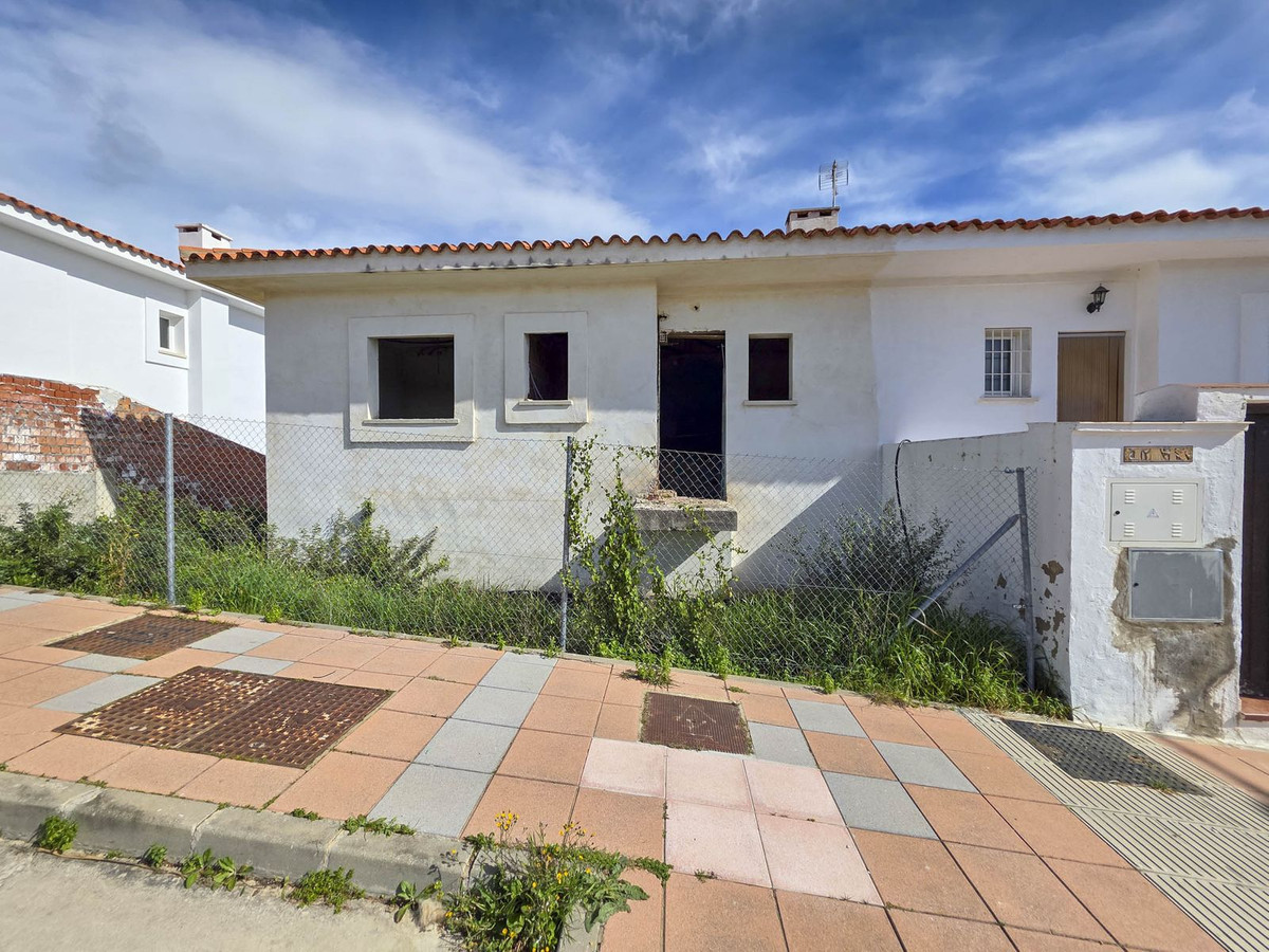 Se vende Pareada de 4 dormitorios en Costa Del Sol, Málaga, España