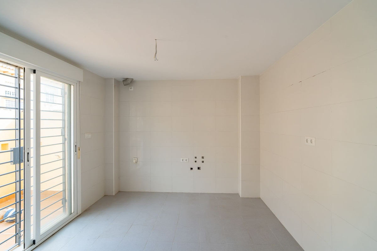 4 Bed Townhouse for sale in Calahonda Costa Del Sol, Málaga, Spain