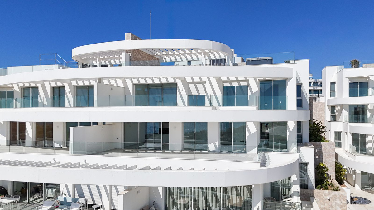 Se vende Apartamento Planta Media de 3 dormitorios en Costa Del Sol, Málaga, España