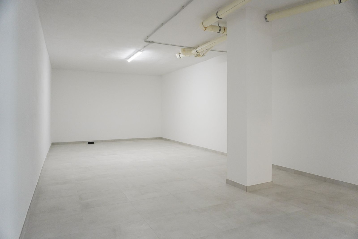 Se vende Apartamento Planta Media de 3 dormitorios en Costa Del Sol, Málaga, España