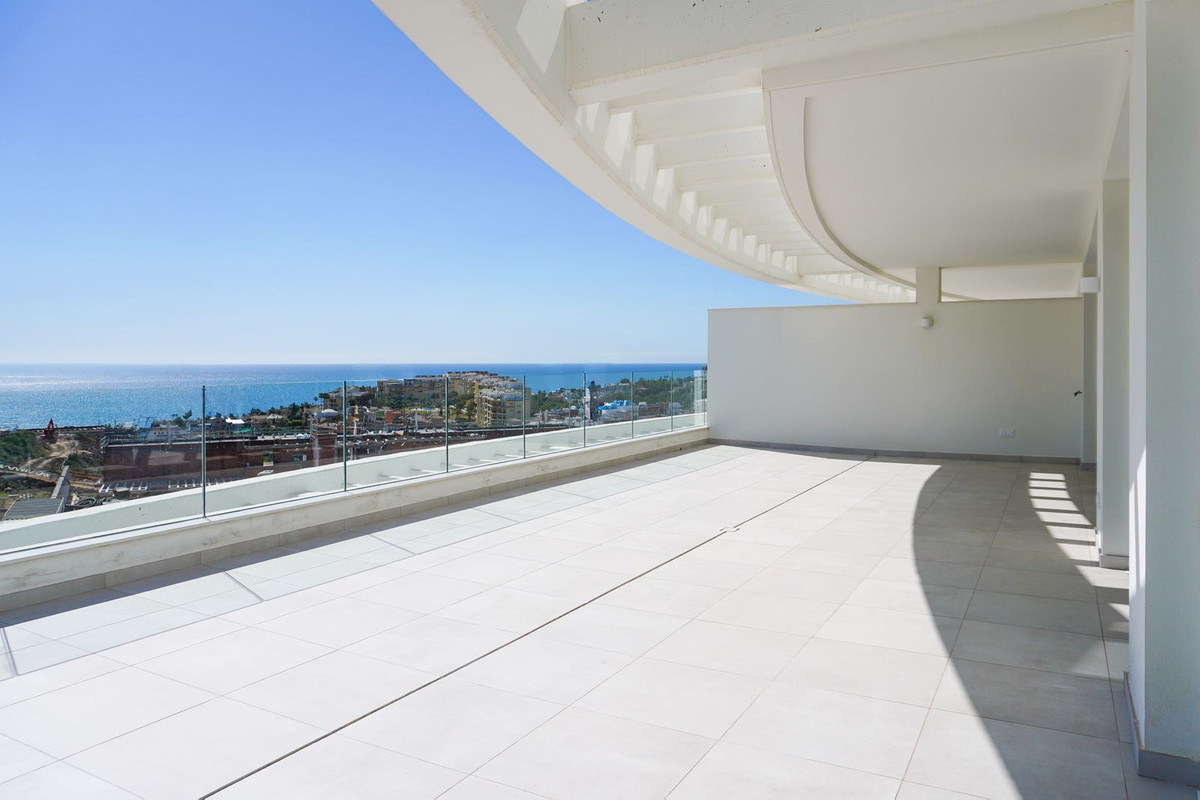 Se vende Apartamento Planta Media de 3 dormitorios en Costa Del Sol, Málaga, España