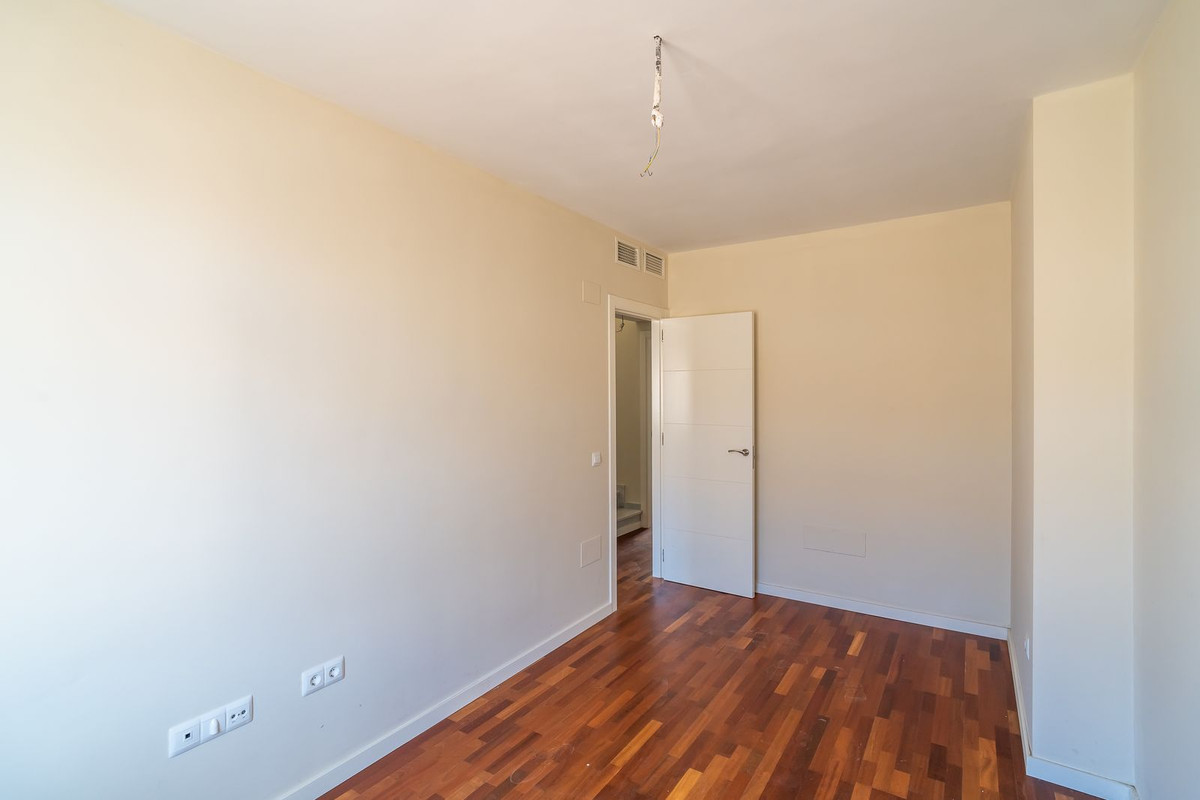 4 Bed Townhouse for sale in Calahonda Costa Del Sol, Málaga, Spain