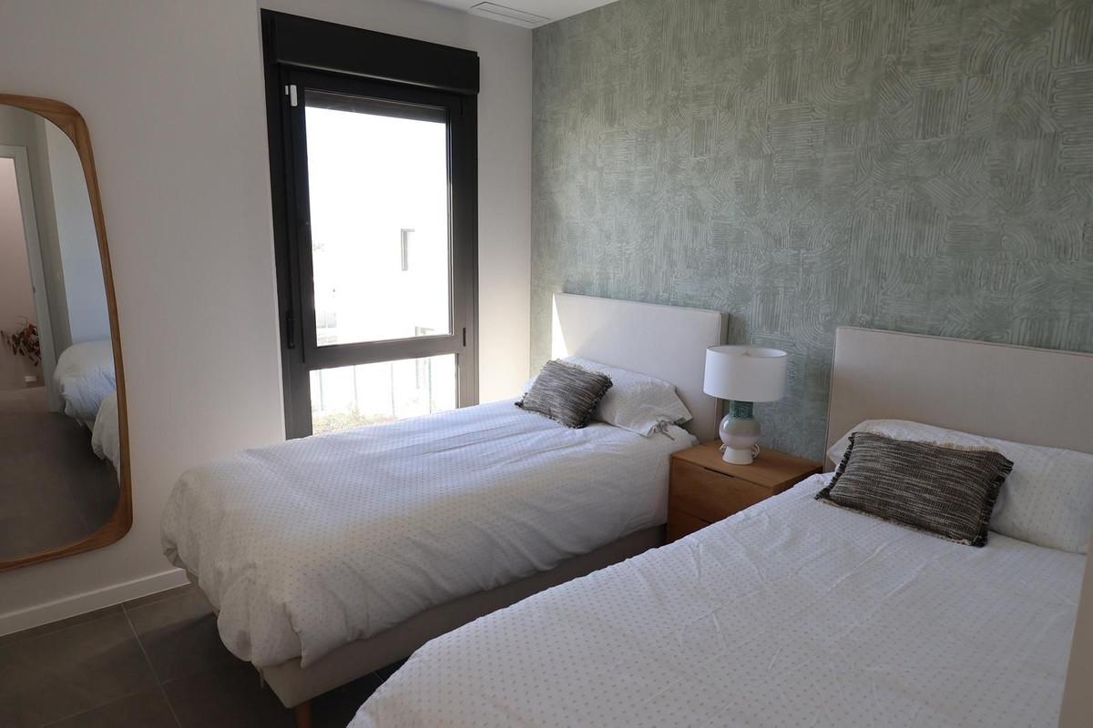 Se vende Pareada de 3 dormitorios en Costa Del Sol, Málaga, España