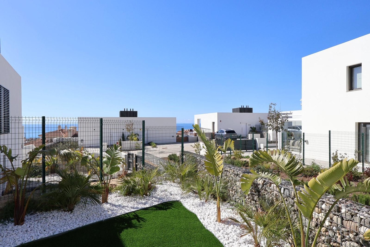 Se vende Pareada de 3 dormitorios en Costa Del Sol, Málaga, España