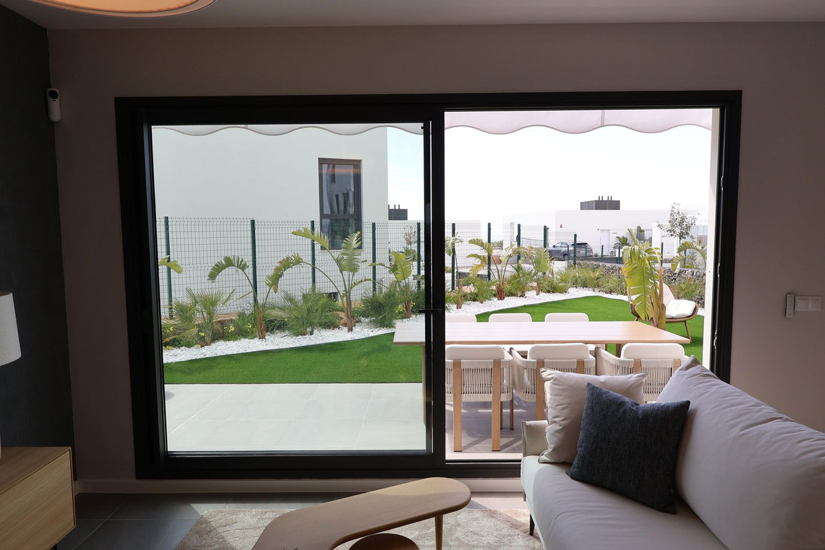 Se vende Pareada de 3 dormitorios en Costa Del Sol, Málaga, España