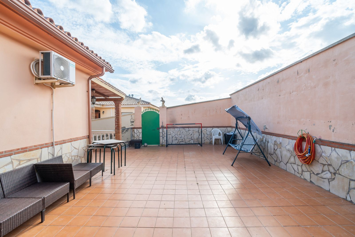 Se vende Villa - Chalet de 5 dormitorios en Costa Del Sol, Málaga, España