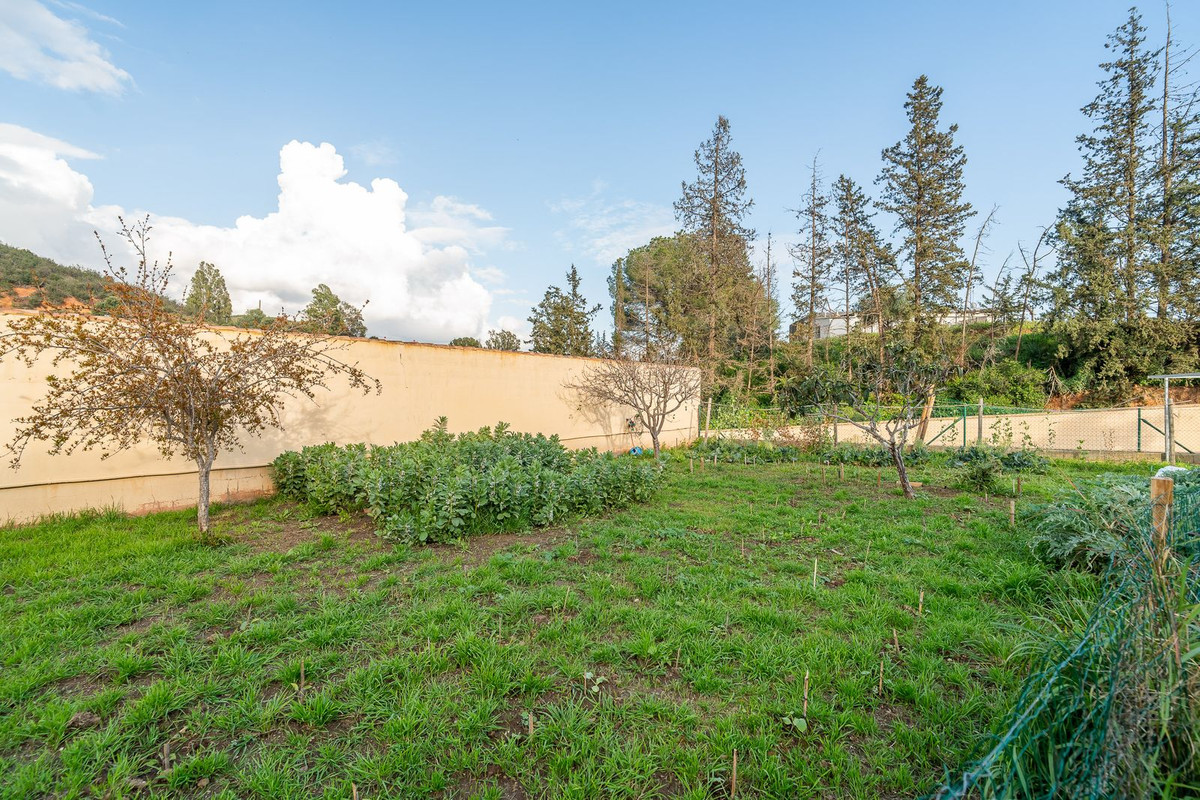 Se vende Villa - Chalet de 5 dormitorios en Costa Del Sol, Málaga, España