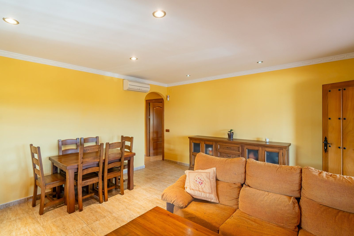 Se vende Villa - Chalet de 5 dormitorios en Costa Del Sol, Málaga, España