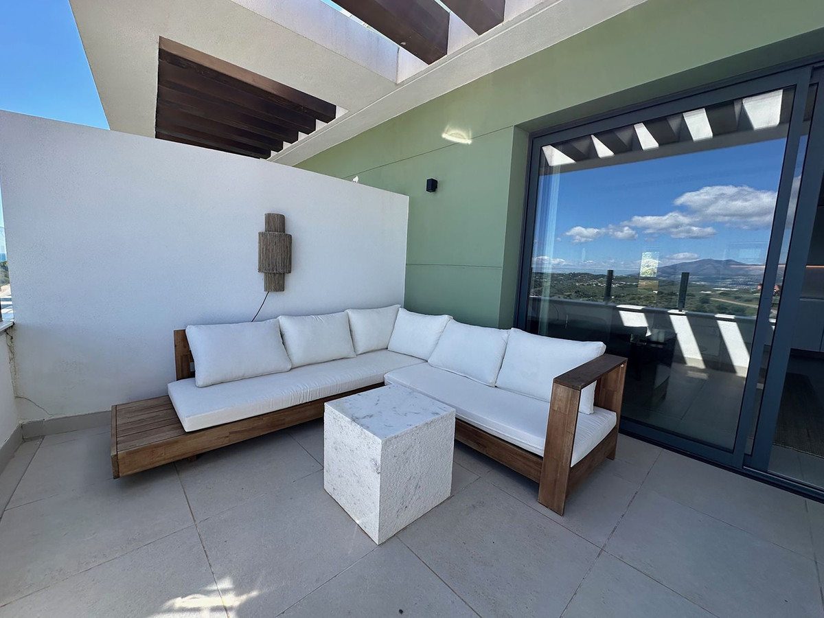 2 Bed Apartment for sale in Calanova Golf Costa Del Sol, Málaga, Spain