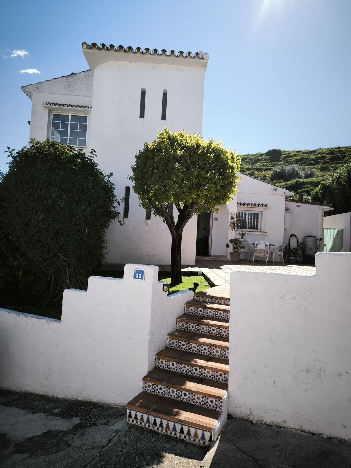 5 Bed Townhouse for sale in Cerros Del Aguila Costa Del Sol, Málaga, Spain