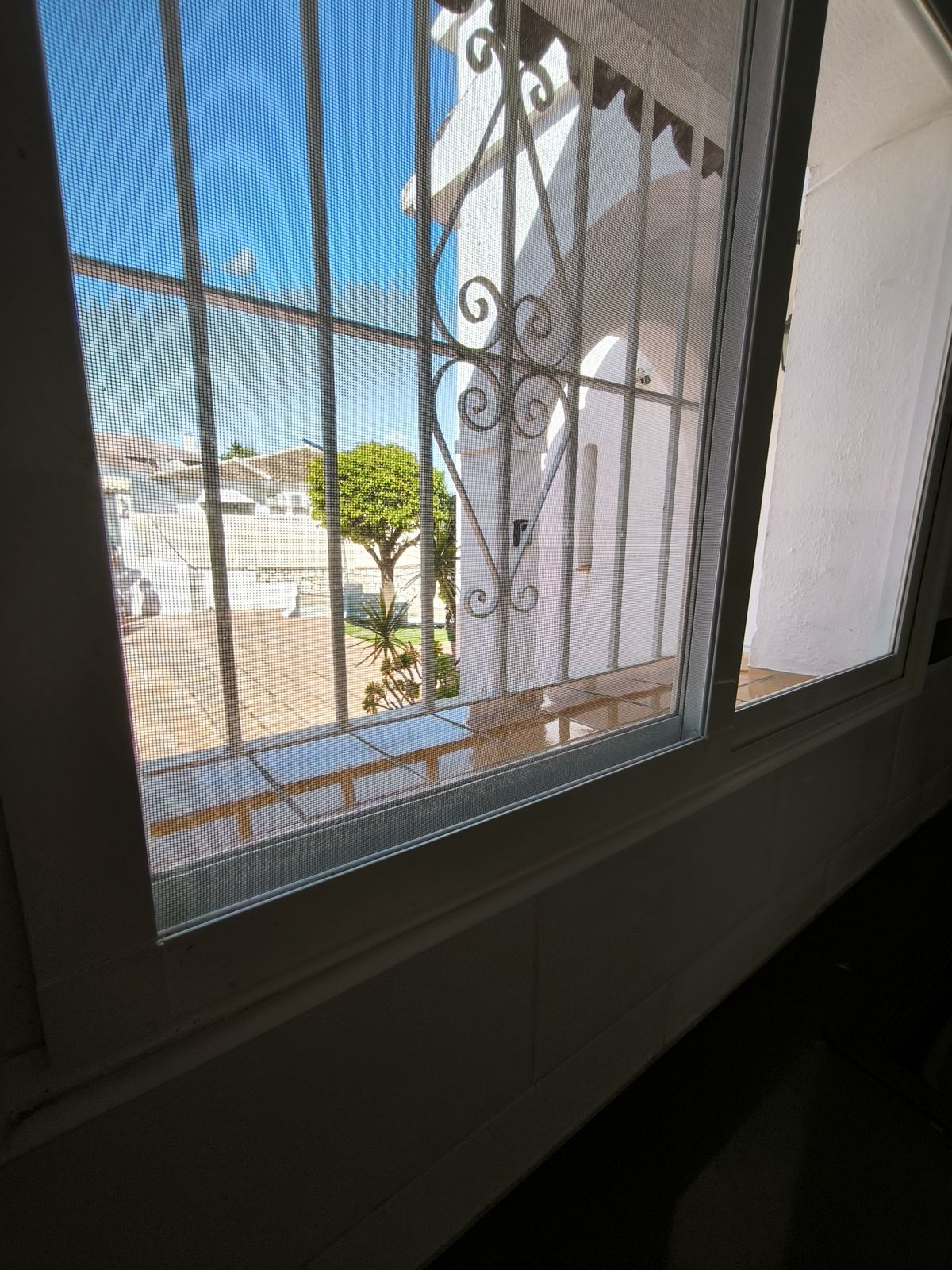 5 Bed Townhouse for sale in Cerros Del Aguila Costa Del Sol, Málaga, Spain