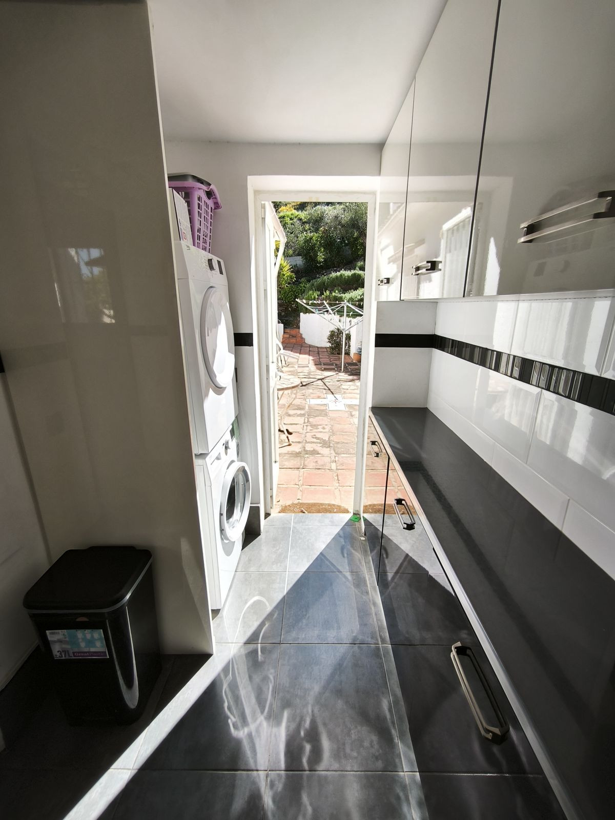 5 Bed Townhouse for sale in Cerros Del Aguila Costa Del Sol, Málaga, Spain