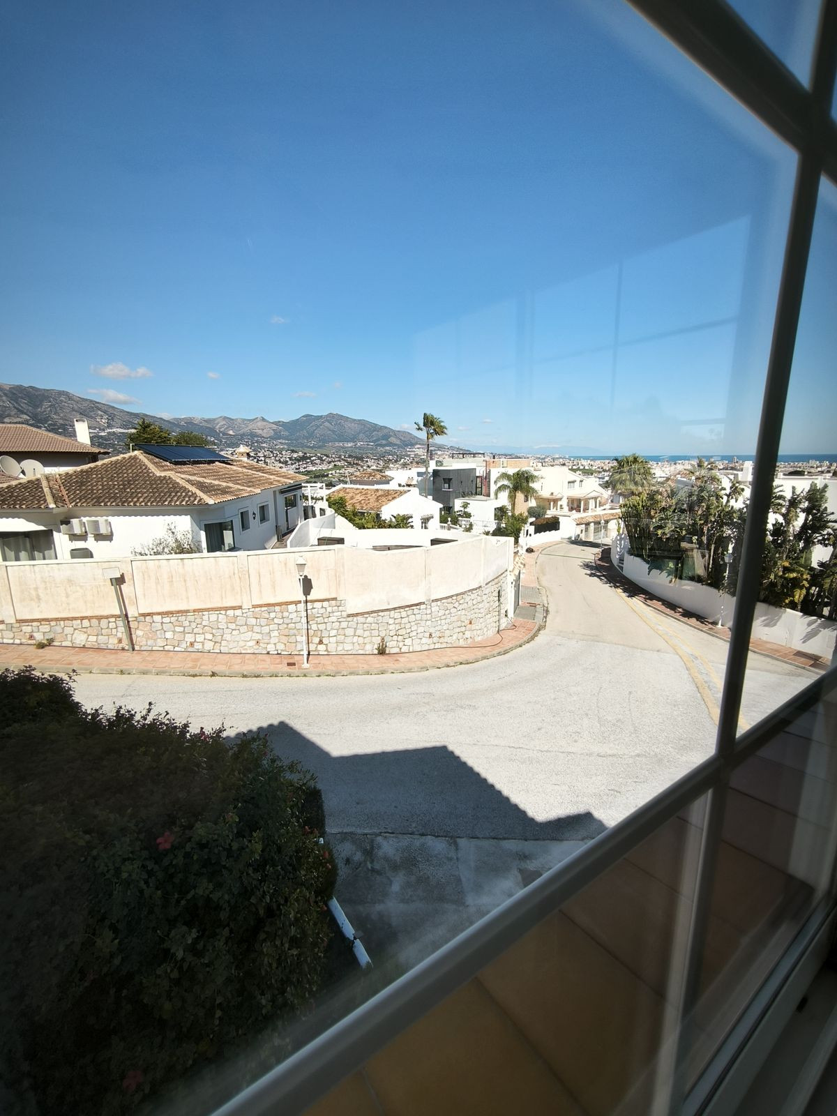 5 Bed Townhouse for sale in Cerros Del Aguila Costa Del Sol, Málaga, Spain
