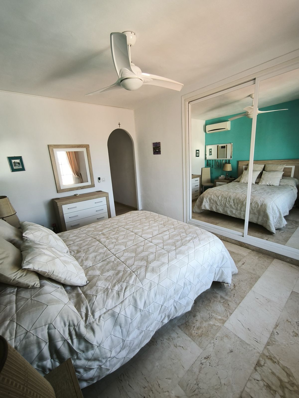 5 Bed Townhouse for sale in Cerros Del Aguila Costa Del Sol, Málaga, Spain