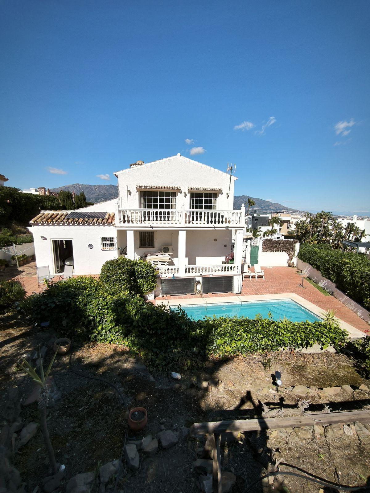 5 Bed Townhouse for sale in Cerros Del Aguila Costa Del Sol, Málaga, Spain
