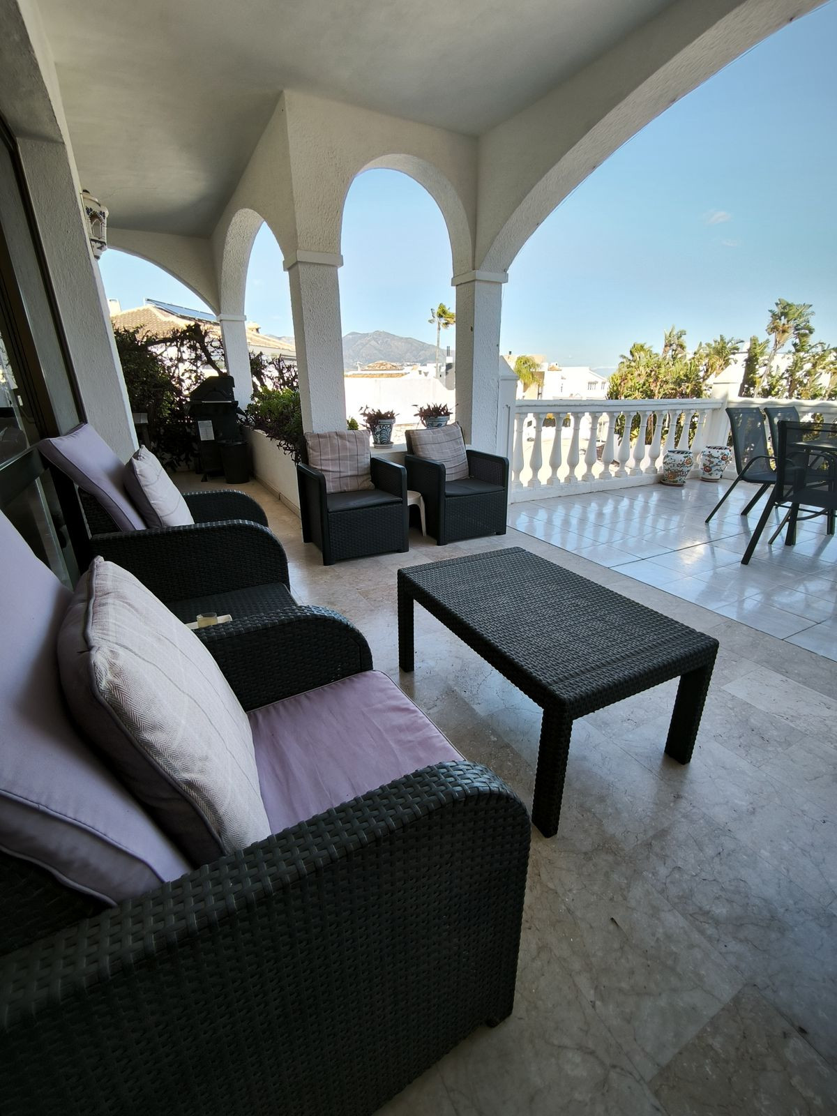 5 Bed Townhouse for sale in Cerros Del Aguila Costa Del Sol, Málaga, Spain