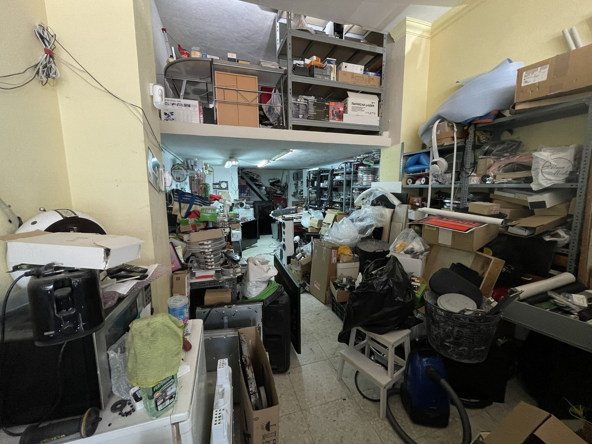 Se vende Tienda de 2 dormitorios en Costa Del Sol, Málaga, España