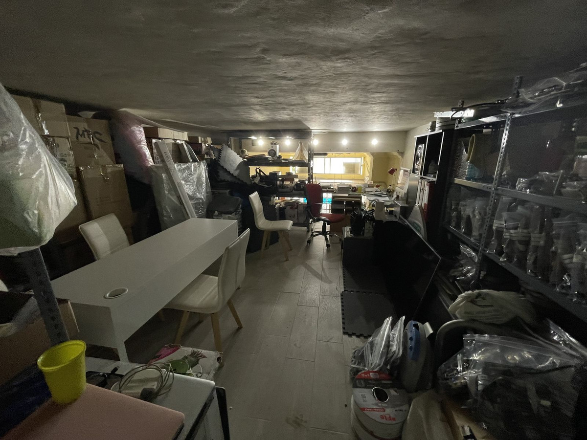 Se vende Tienda de 2 dormitorios en Costa Del Sol, Málaga, España