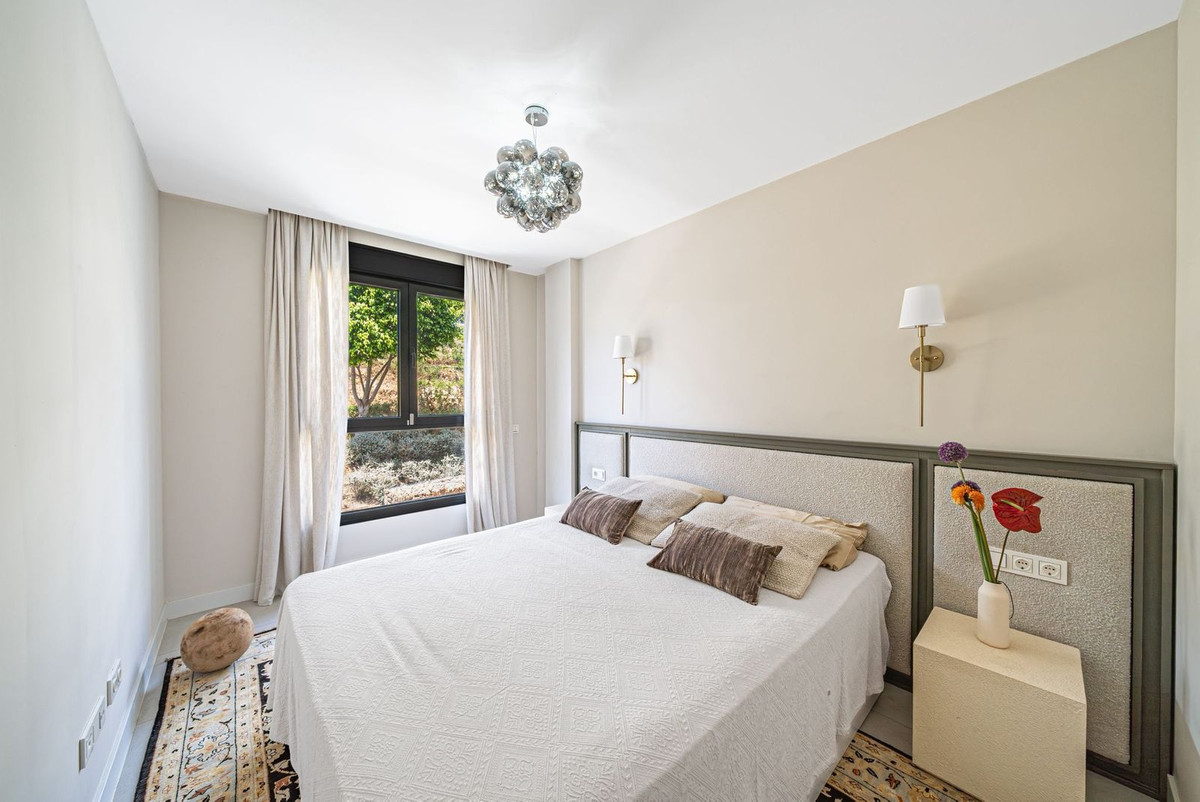 3 Bed Apartment for sale in Estepona Costa Del Sol, Málaga, Spain