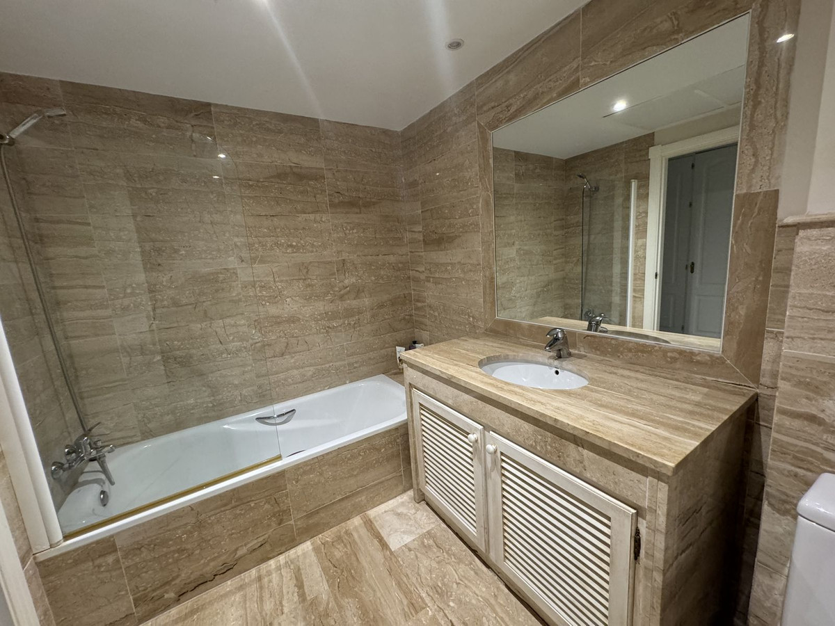 3 Bed Apartment for sale in Guadalmina Baja Costa Del Sol, Málaga, Spain