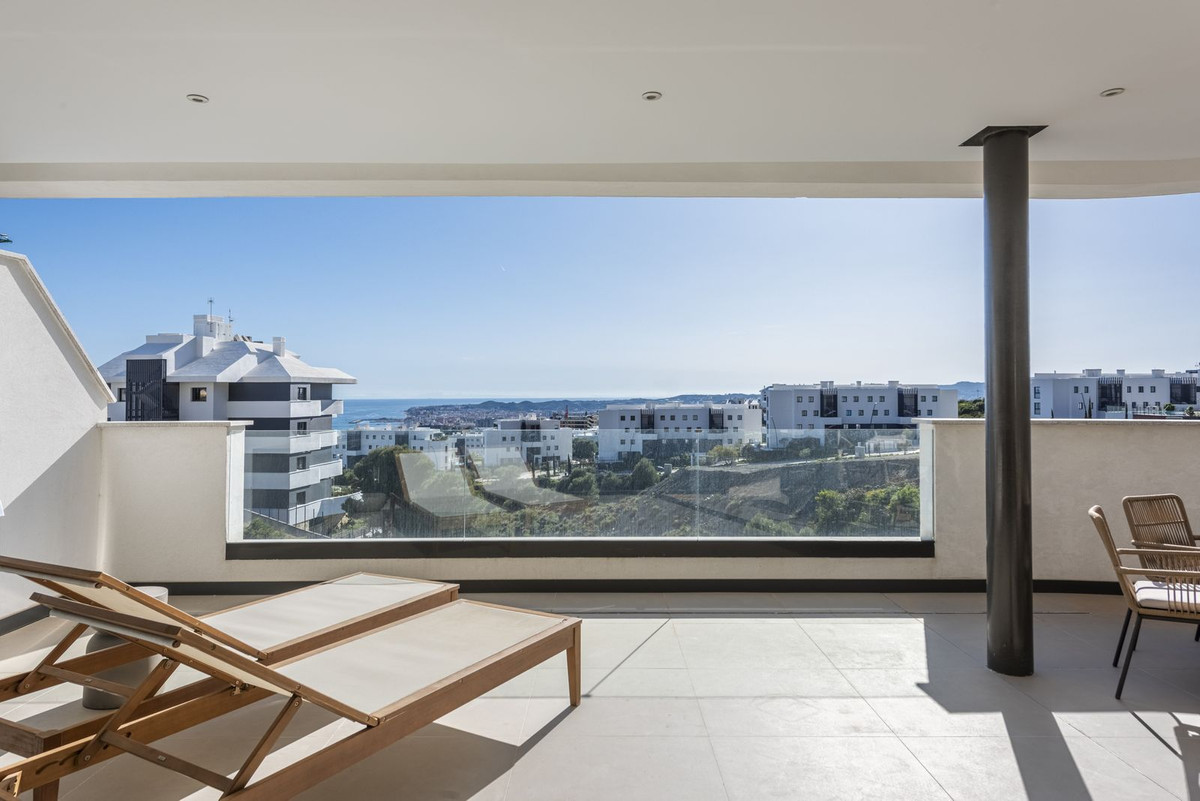 3 Bed Apartment for sale in Higueron Costa Del Sol, Málaga, Spain
