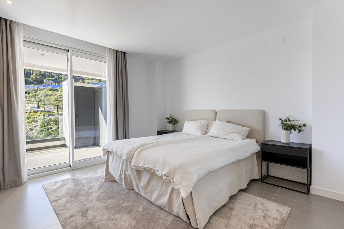 3 Bed Apartment for sale in Higueron Costa Del Sol, Málaga, Spain