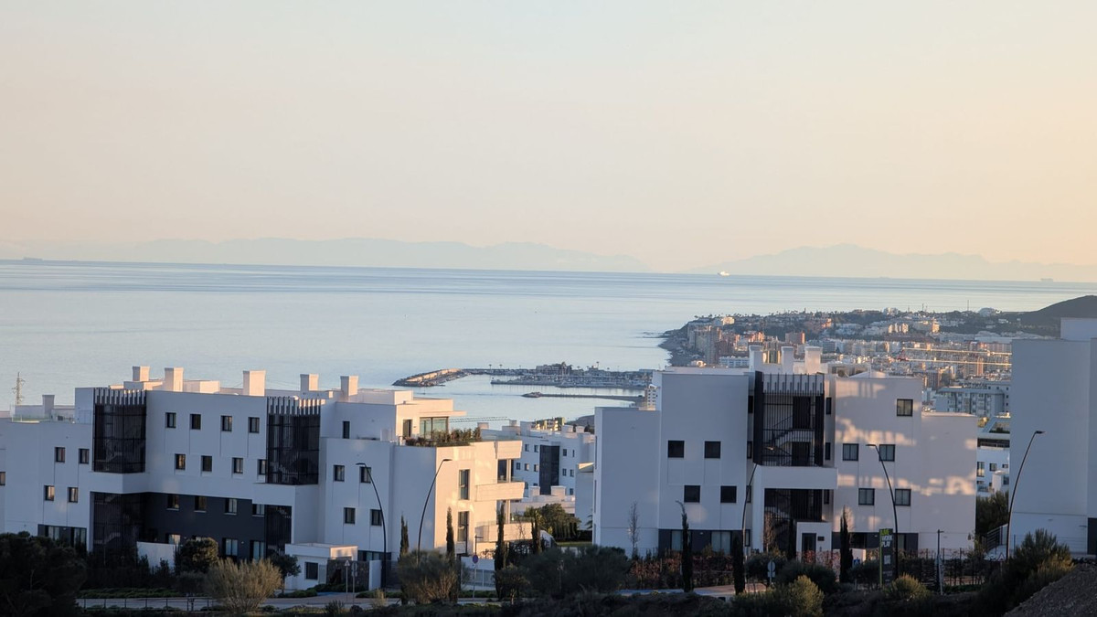 3 Bed Apartment for sale in Higueron Costa Del Sol, Málaga, Spain