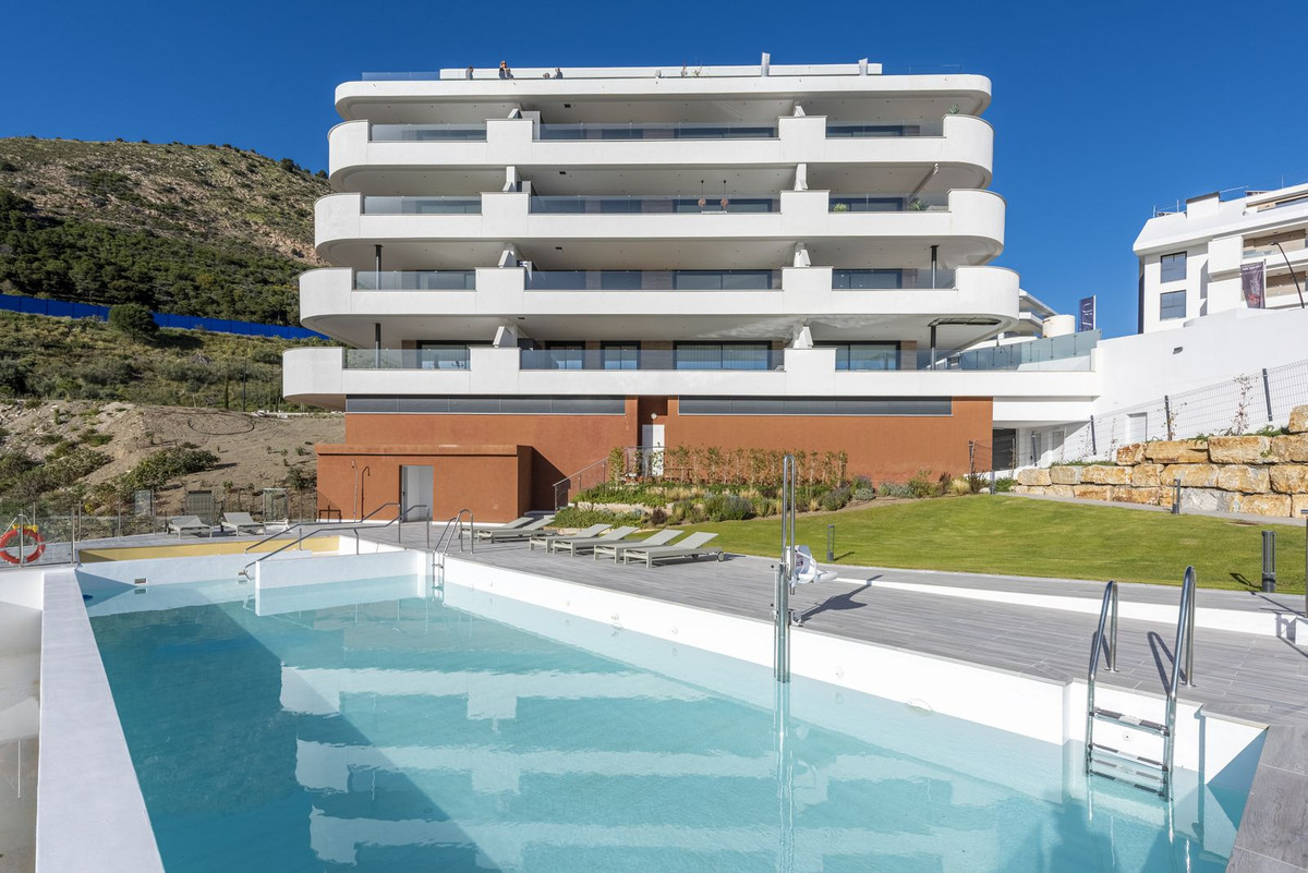 3 Bed Apartment for sale in Higueron Costa Del Sol, Málaga, Spain