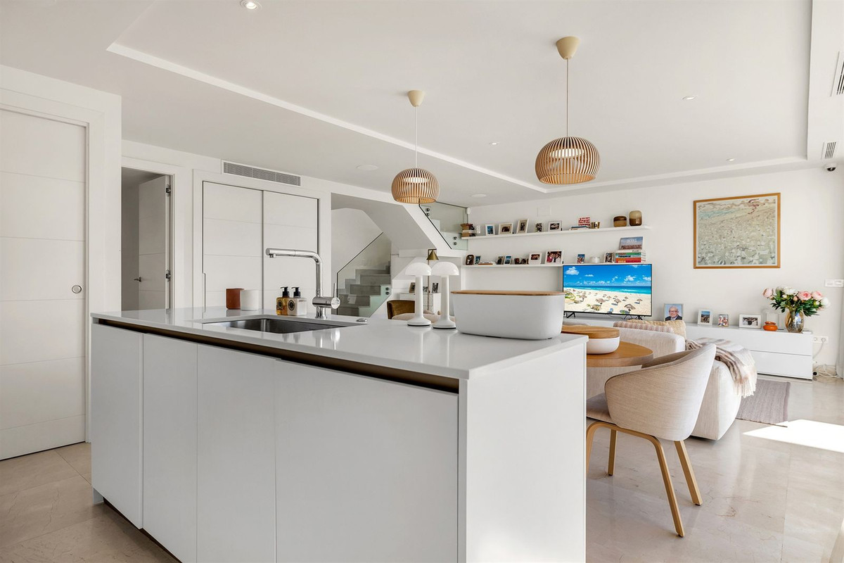 3 Bed Apartment for sale in Nueva Andalucía Costa Del Sol, Málaga, Spain